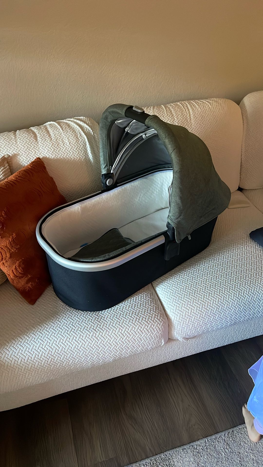Uppababy Bassinet Stroller Attachment