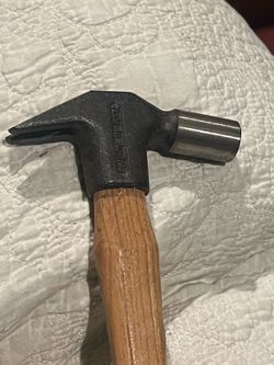 Mustad driving hammer for farrier
