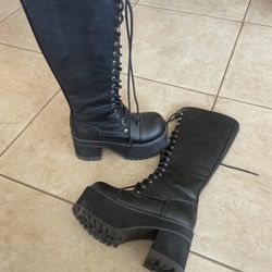 Demonia Ranger 302 Boots