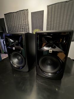JBL 308P Studio Monitor Speakers (Pair)