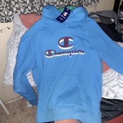 Champion Sweatshirt $15 