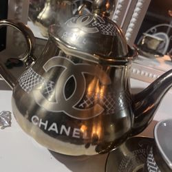 Gold Tea With Cups And Saucers, Full Set