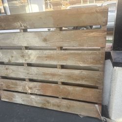 Wooden Pallet 