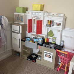 Play Kitchen With Grill