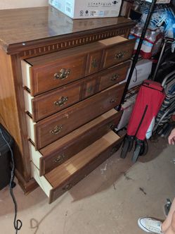 5 drawer tall dresser