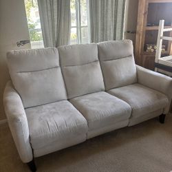 Recliner Couch Needs Battery Pack