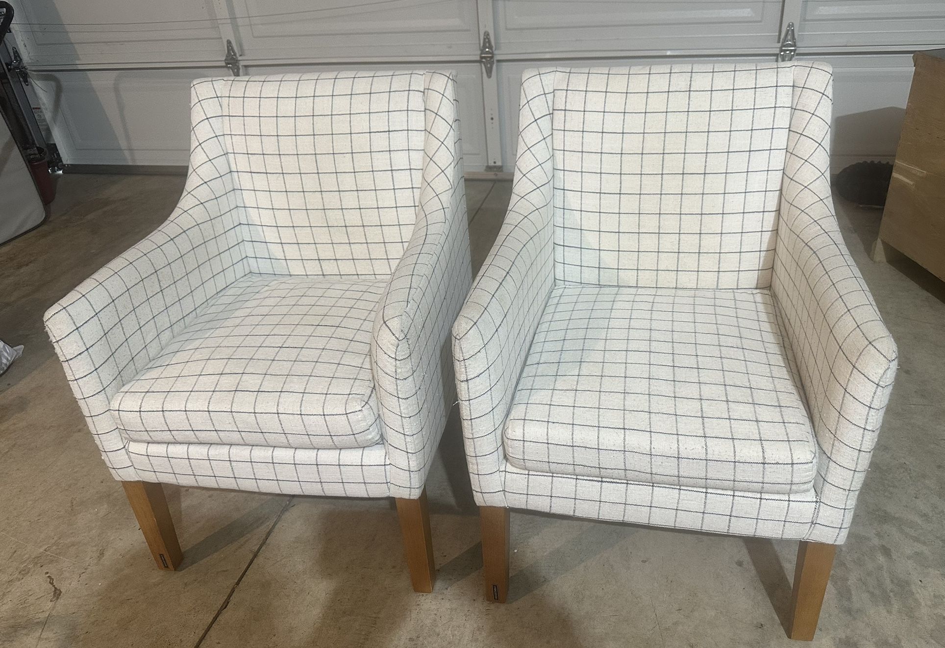 Clearfield Swoop Arm Dining Chairs