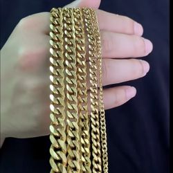 🔥 Gold Cuban Chains – High Shine – New 🔥