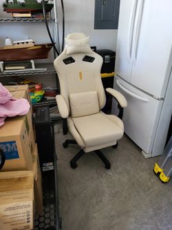 Suxida Chair