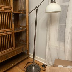 Floor lamp 