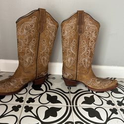 Women’s Circle G Embroidery Western Boots