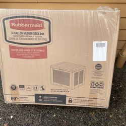 Rubbermaid 75 Gallon Deck Box