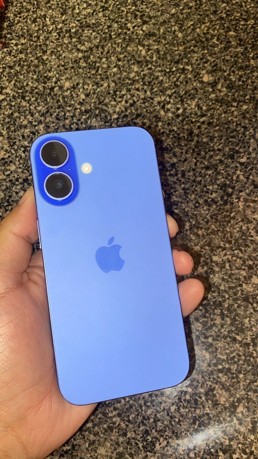 IPHONE 16 