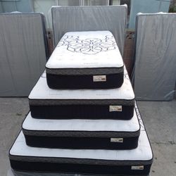 Full Size Mattress Pillow Top 12"    New Mattress. 