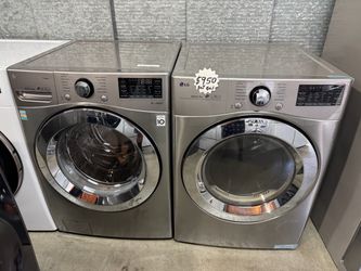 LG Washer And Gas Dryer Set