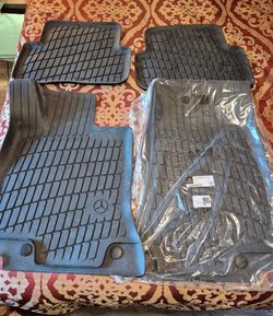 MERCEDES CAR MATS