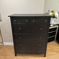 IKEA DRESSER ( Delivery Is available)