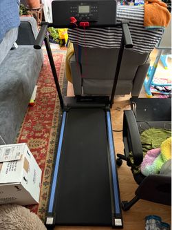 UREVO Treadmill/ walking pad
