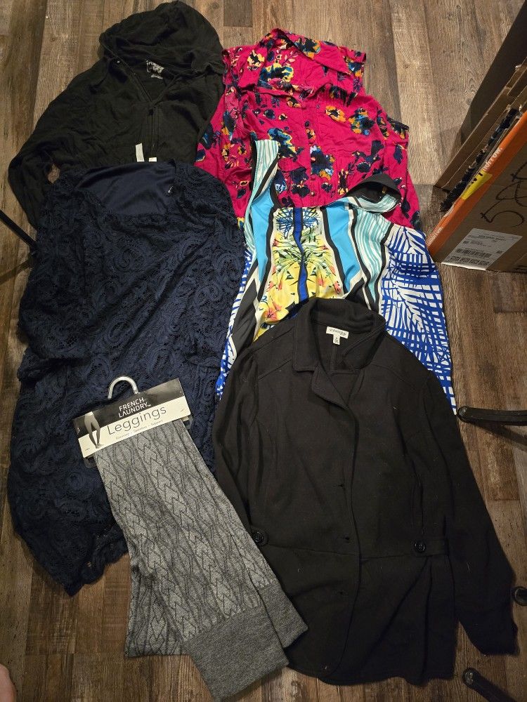 Womens Size 2X Tops/Dress/Leggings/Blazer Lot