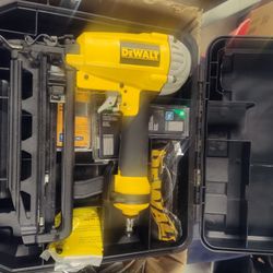 DeWalt Finish Nailer 