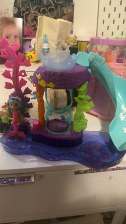 gabby doll house toy