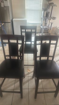 Chairs 10$ each