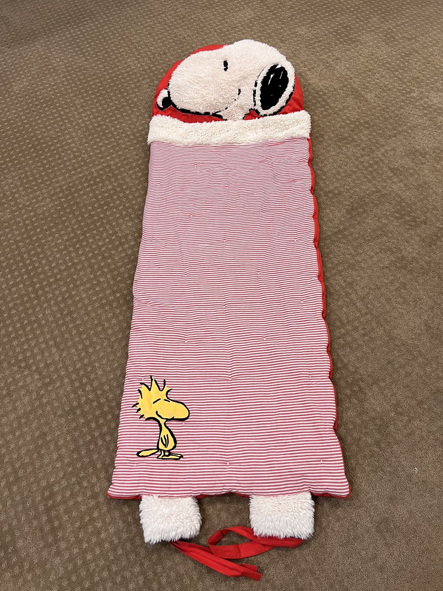 Pottery Barn kids Peanuts Snoopy red white sleeping bag with attached pillow