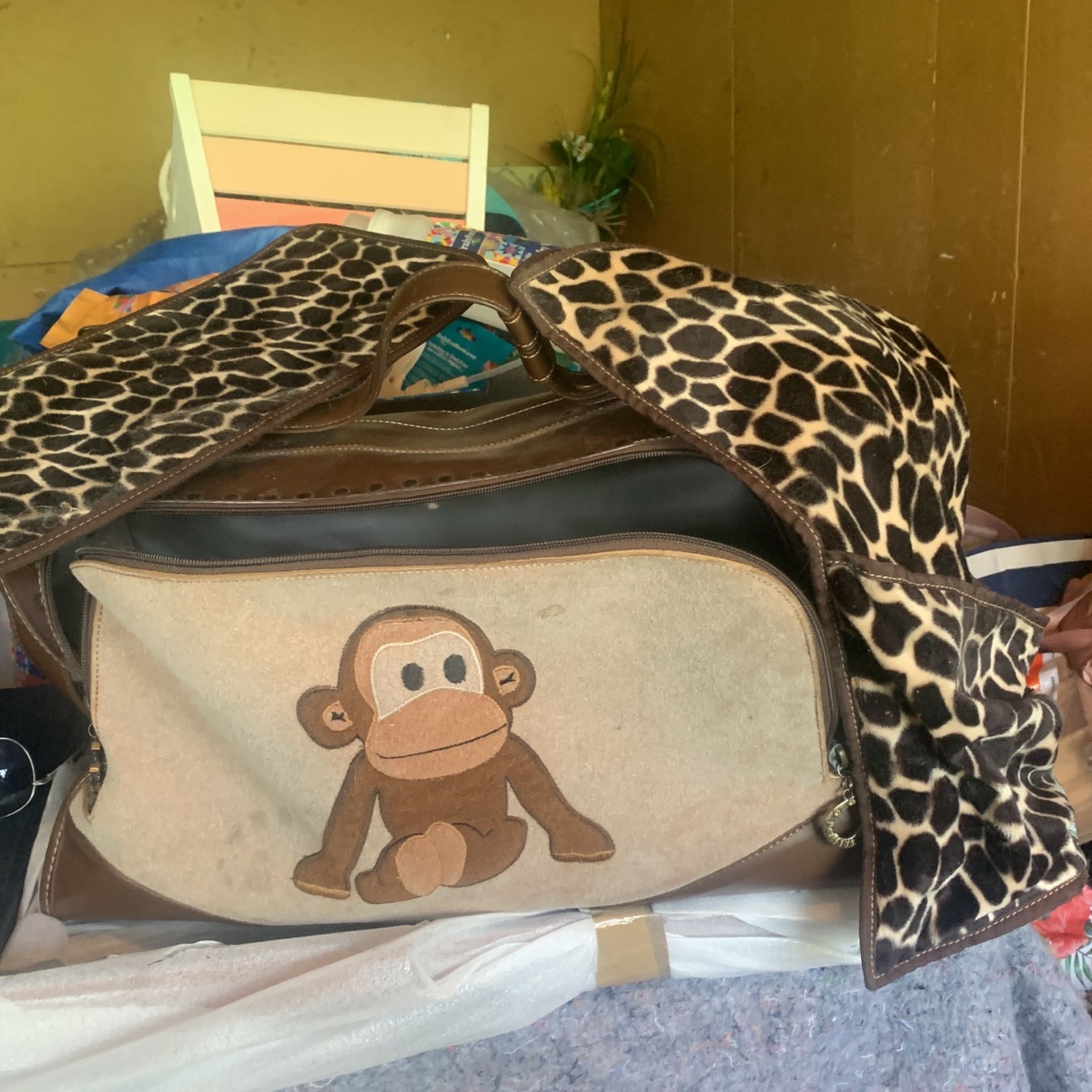 Animal Carrier Adorable 3 Piece Set