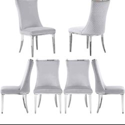 6 Dining Room Chairs