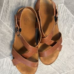 Chaco Women Size 9 Leather Sandler 
