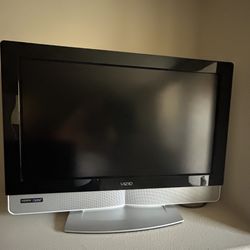 Vizio32” TV Smart capabilities Stream With Google Chrome cast 