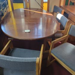 KITCHEN TABLE WITH 4 CHAIRS SET (HOME88)