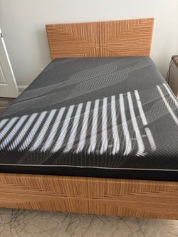 Woven Rattan full-size Bed Frame with Mattress