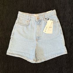 Zara Light Wash Mom Shorts Size 6