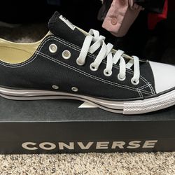 Men Converse Size 10.5