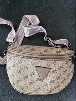Guess Manhattan Belt Bag