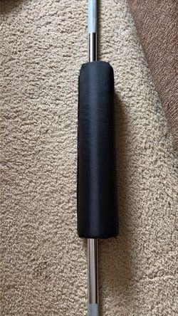 Like New Barbell Neck Pad