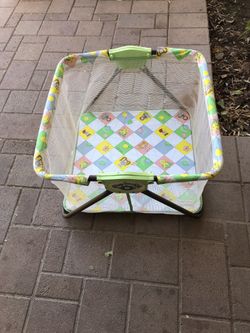 Classic Cabbage Patch play pen in great condition