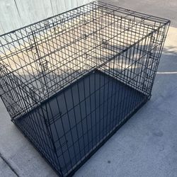 XL Collapsible Wrought Iron Heavy Duty Dog Crate Excellent Condition For Large Dog 