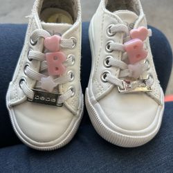 Barbe Toddler Shoes Size 5 $7