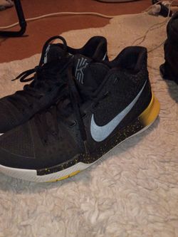 Nike Zoom Kyrie 3 Black Yellow Mens Basketball Shoes