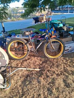26Mongoose fat tire bike
