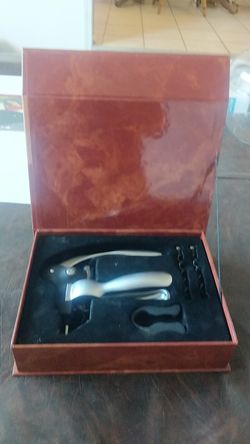Professional corkscrew set