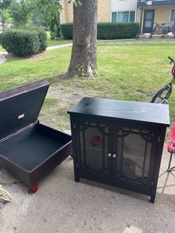 Nice dresser cabinet and storage seat NO HOLDS!!