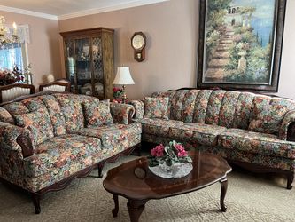 antique living room couch lamp coffee table set