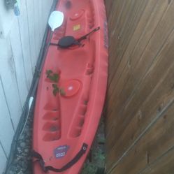 11 Ft 2 Seater Ocean Kayak.  Good Condition, Lightly Used, Trades Welcome