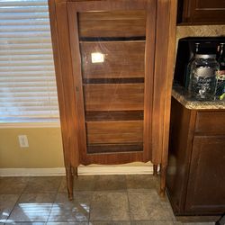 Vintage Solid Wood Glass Display Cabinet – Slim Curio with Tapered Legs