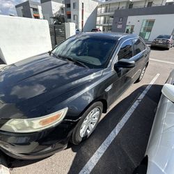 Ford Taurus 2011 