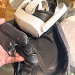 Meta Quest 3S. $300. Bundle 