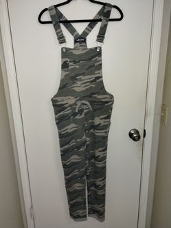 Full Circle Trends  Camoflauge Camo Soft Overalls Juniors Size Medium